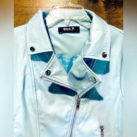 NWOT Blue B Cowgirl Rhinestone Fringe Faux Leather Jacket - Picture 11 of 15